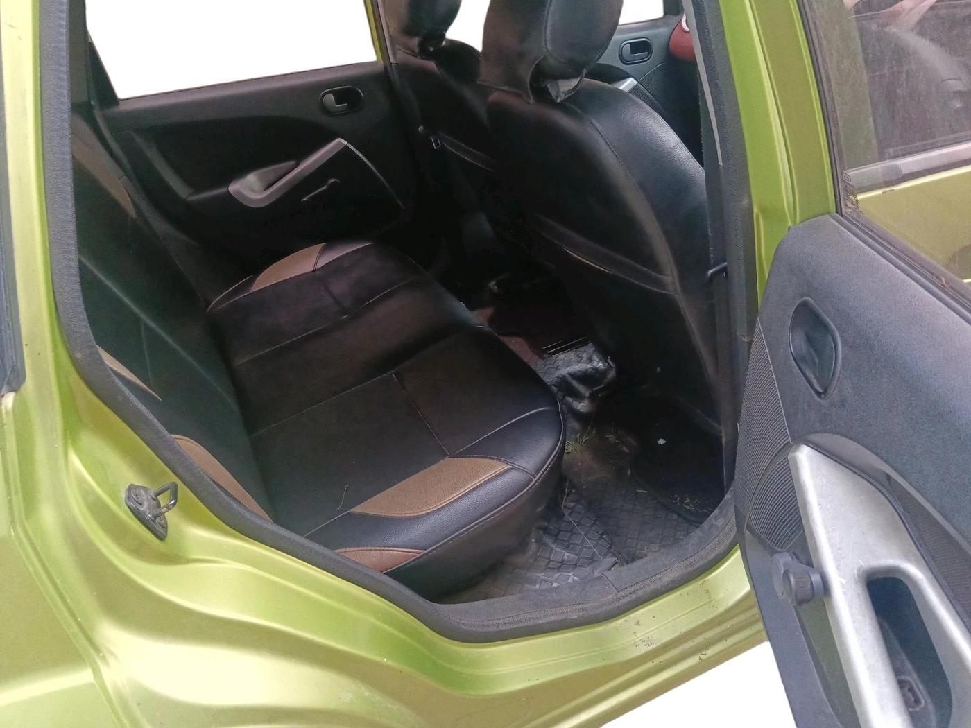 2011 Ford Figo ZXI 1.4 DIESEL, Diesel, Manual, 1,87,117 km, interior