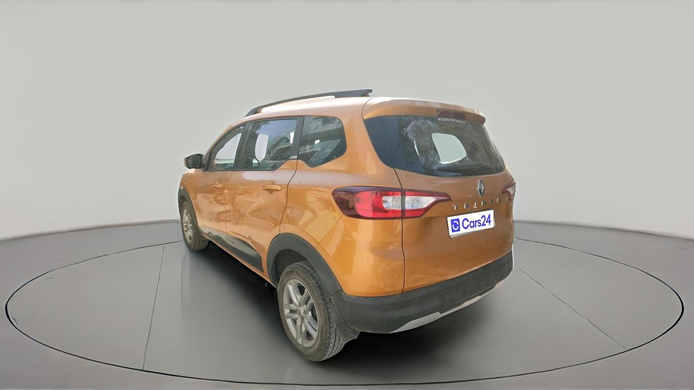 2021 Renault TRIBER RXZ, Petrol, Manual, 82,173 km, exterior