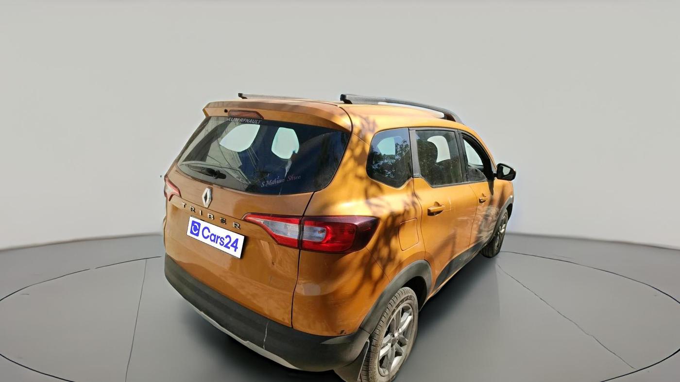2021 Renault TRIBER RXZ, Petrol, Manual, 82,173 km, exterior