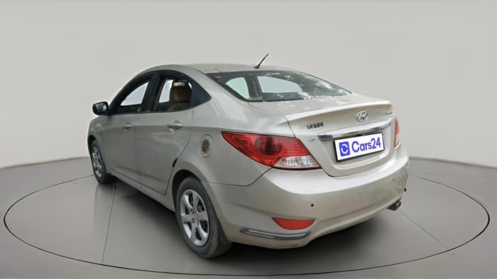 2013 Hyundai Verna FLUIDIC 1.6 VTVT EX, Petrol, Manual, 1,11,799 km, exterior