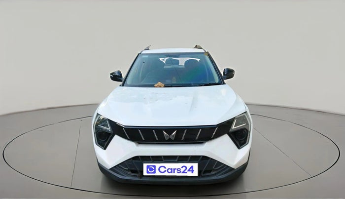 2024 Mahindra XUV 3XO MX3 Pro 1.2 L TCMPFI AT, Petrol, Automatic, 57,075 km, exterior