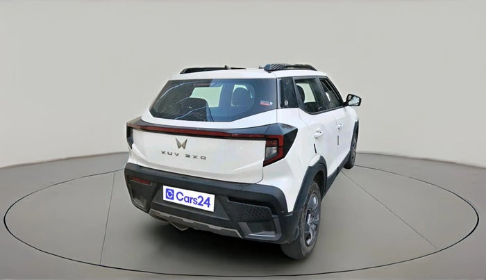2024 Mahindra XUV 3XO MX3 Pro 1.2 L TCMPFI AT, Petrol, Automatic, 57,075 km, exterior