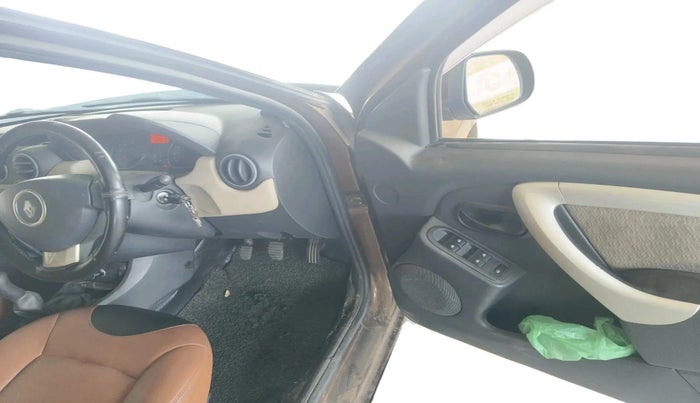 2013 Renault Duster 85 PS RXL DIESEL, Diesel, Manual, 1,63,039 km, interior