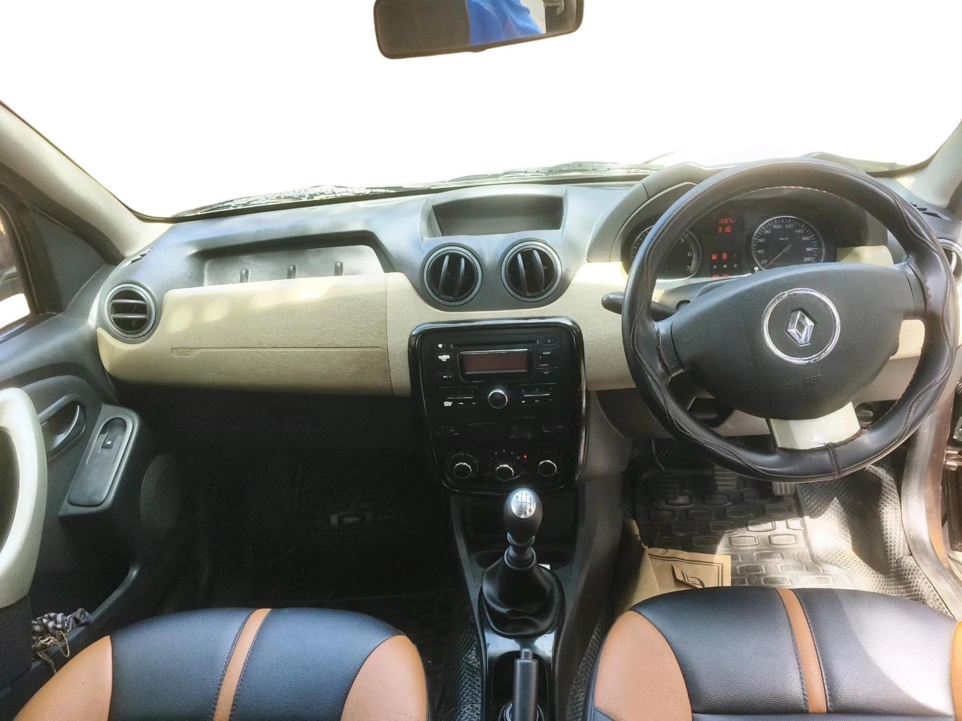 2014 Renault Duster 85 PS RXL DIESEL, Diesel, Manual, 1,537 km, interior
