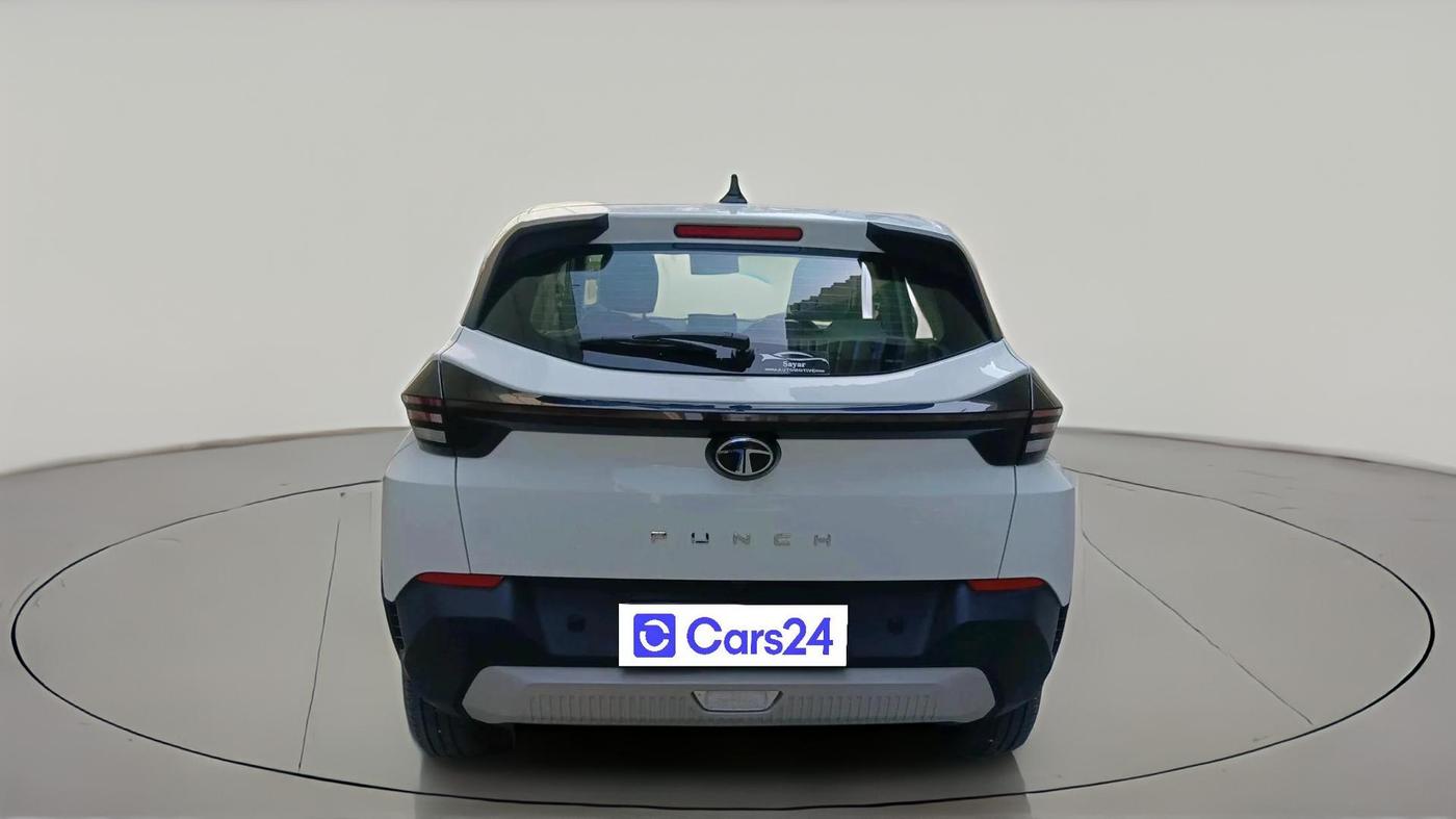 2026 Tata PUNCH Adventure AMT, Petrol, Automatic, 2,576 km, exterior