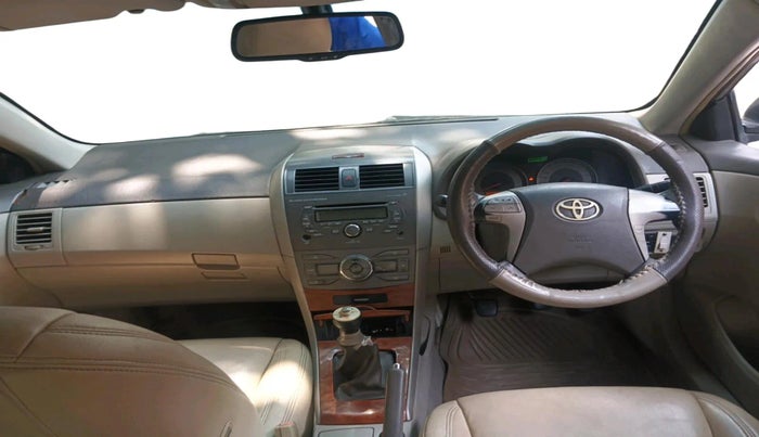 2010 Toyota Corolla Altis G PETROL, Petrol, Manual, 2,26,133 km, interior