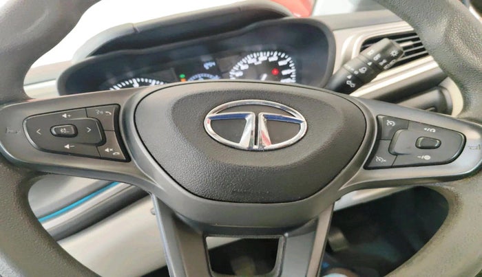 2022 Tata ALTROZ XZ PETROL, Petrol, Manual, 36,614 km, interior