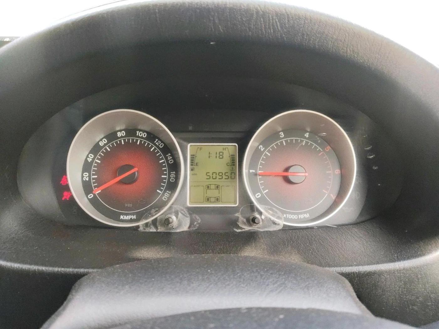 2011 Mahindra Scorpio VLX 2WD AIRBAG AT, Diesel, Automatic, 50,950 km, interior