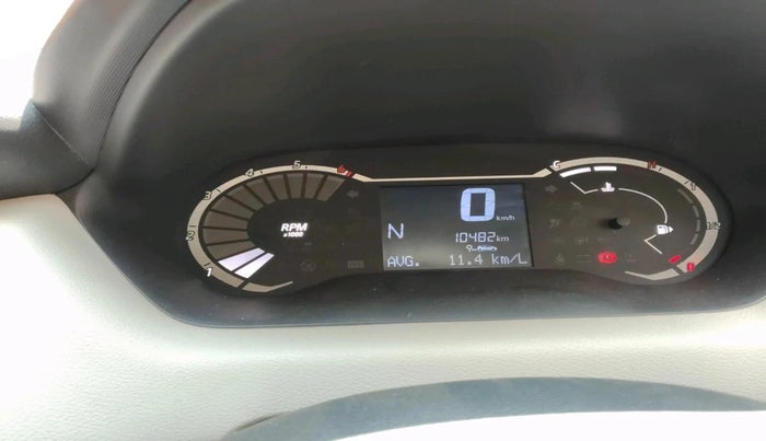 2024 Nissan MAGNITE  XE AMT EZ Shift, CNG, Automatic, 10,482 km, interior