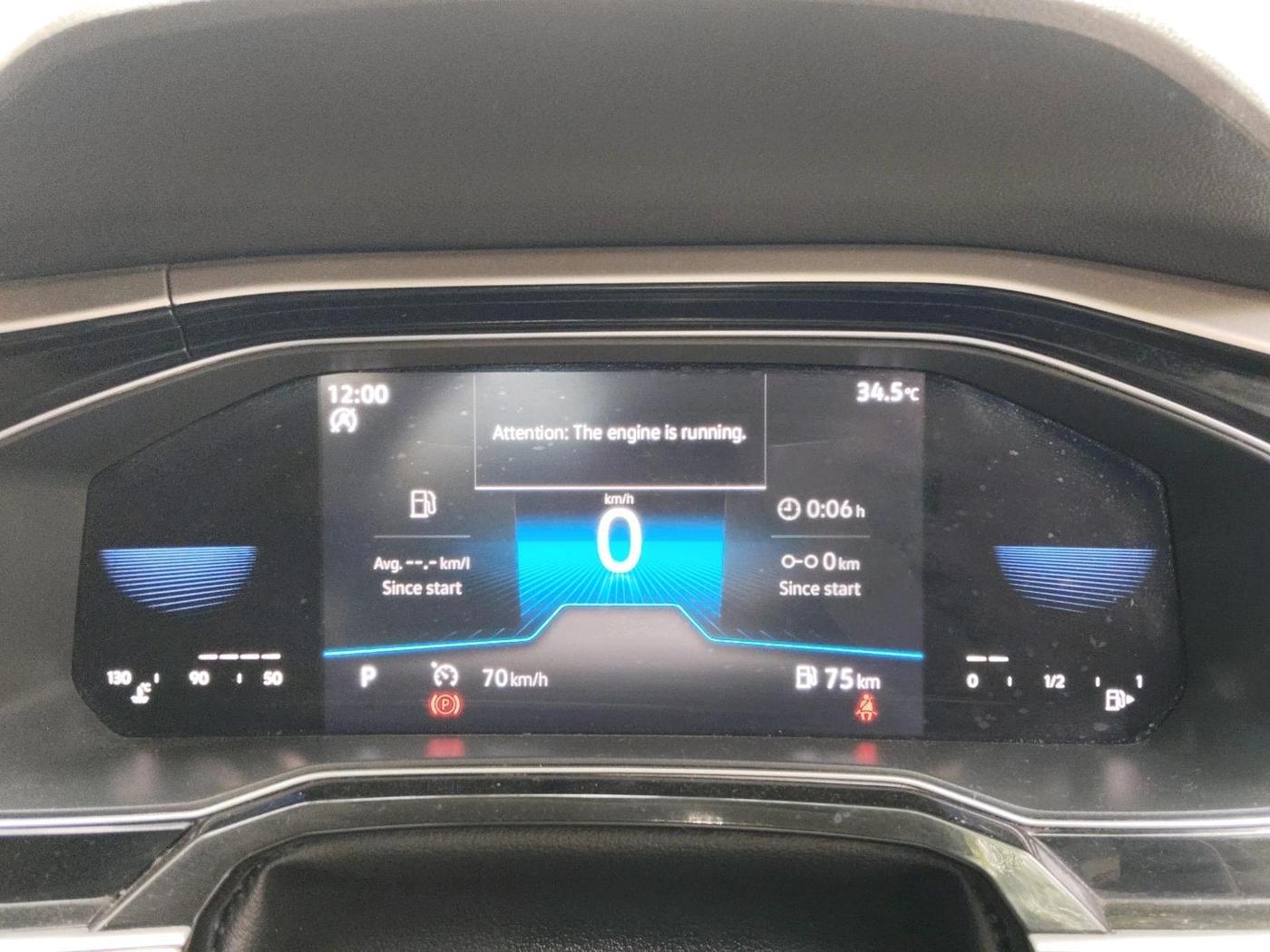 2022 Volkswagen VIRTUS TOPLINE TSI 1.0 AT, Petrol, Automatic, 95,918 km, interior