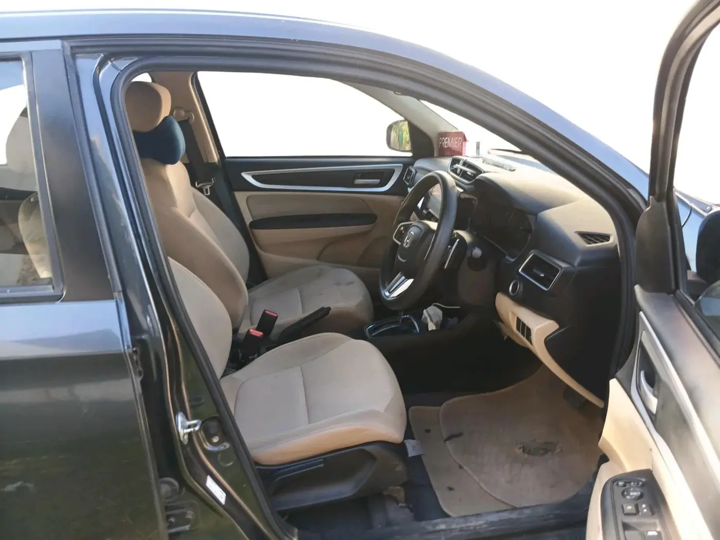 2022 Honda Amaze 1.2L I-VTEC VX CVT, Petrol, Automatic, 37,398 km, interior