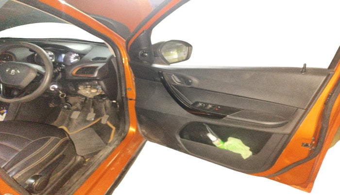2018 Tata TIAGO NRG PETROL, Petrol, Manual, 78,153 km, interior