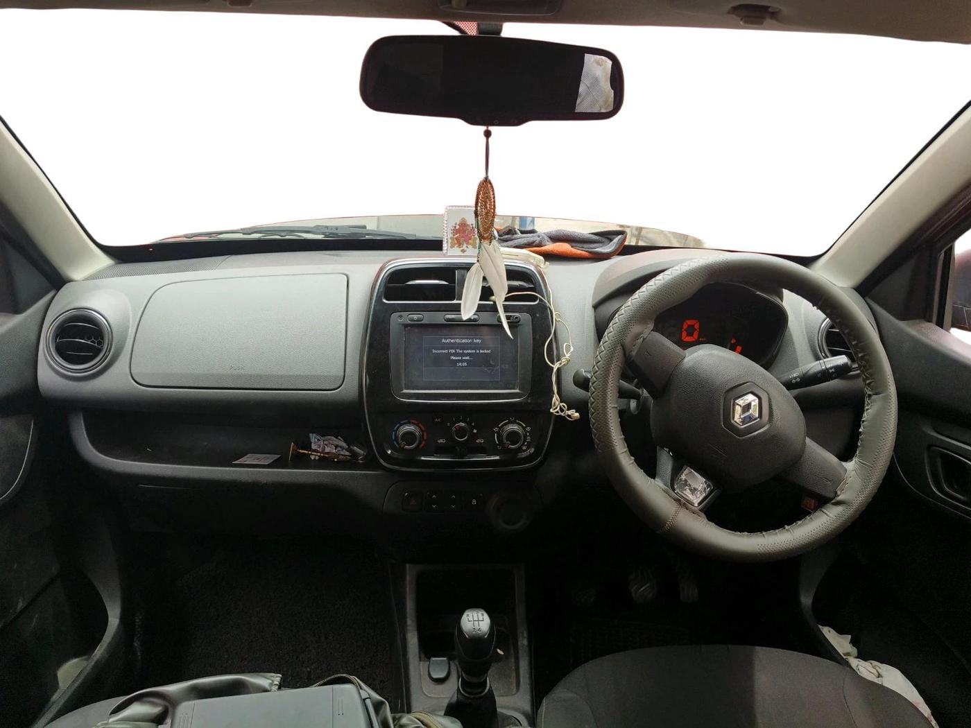 2018 Renault Kwid RXT 0.8 (O), Petrol, Manual, 37,473 km, interior