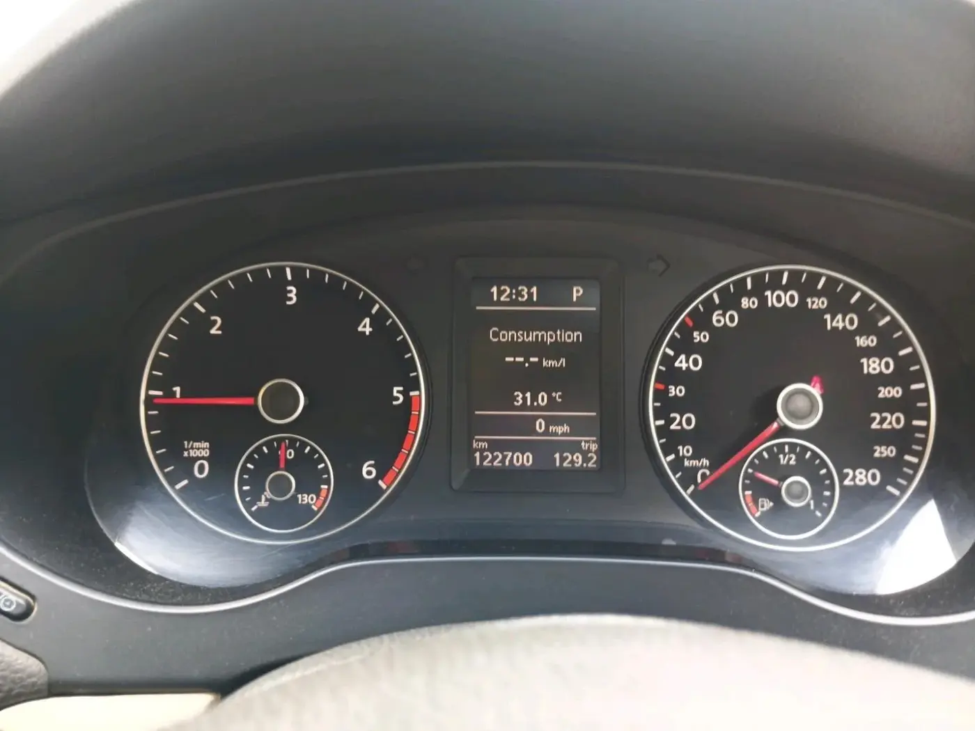 2014 Volkswagen Jetta HIGHLINE TDI AT, Diesel, Automatic, 1,22,700 km, interior