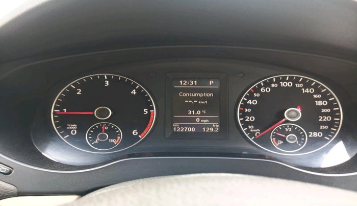 2014 Volkswagen Jetta HIGHLINE TDI AT, Diesel, Automatic, 1,22,700 km, interior