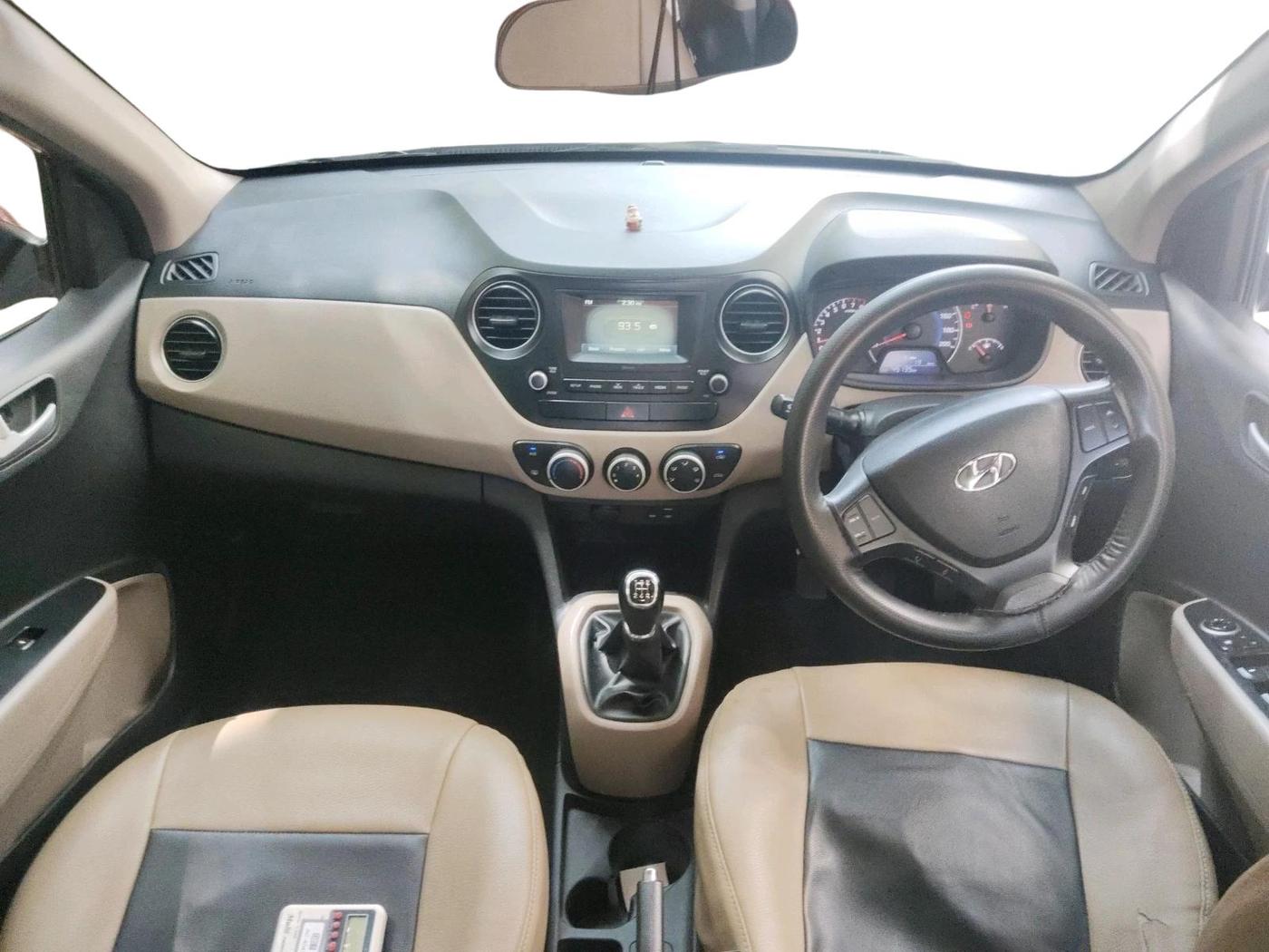 2017 Hyundai Grand i10 SPORTZ 1.2 KAPPA VTVT, Petrol, Manual, 45,135 km, interior