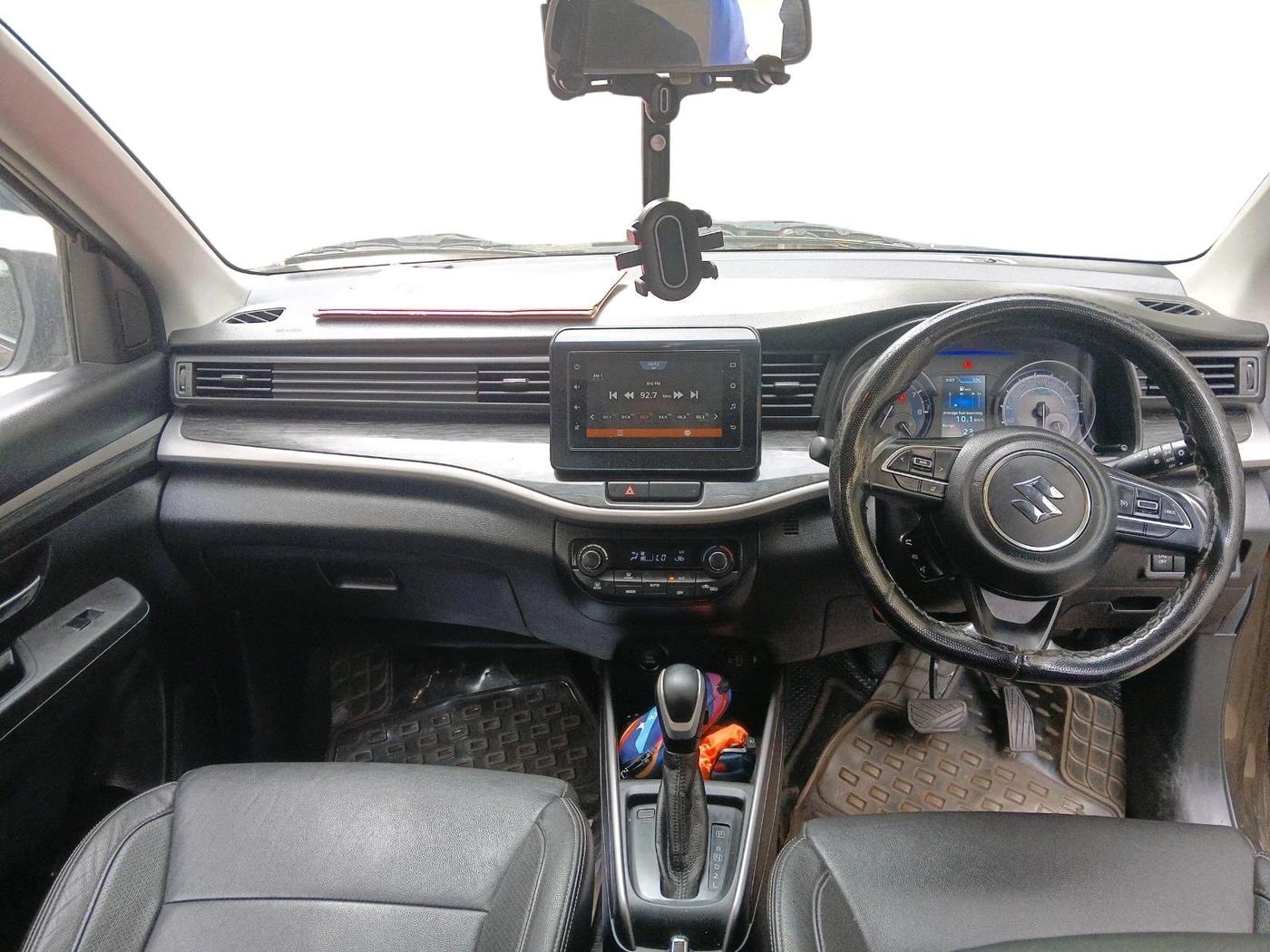 2022 Maruti XL6 ALPHA AT, Petrol, Automatic, 92,841 km, interior