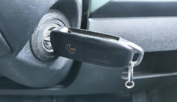 2018 Tata TIAGO NRG PETROL, Petrol, Manual, 84,715 km, interior