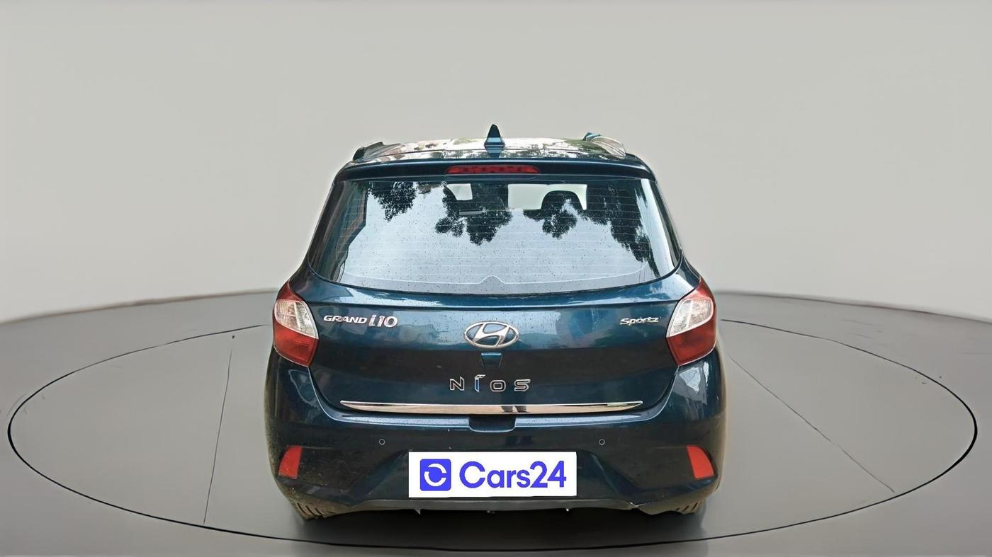 2022 Hyundai GRAND I10 NIOS SPORTZ 1.2 KAPPA VTVT, Petrol, Manual, 15,054 km, exterior