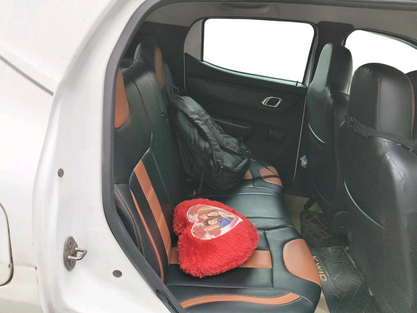 2019 Renault Kwid RXT 0.8 (O), Petrol, Manual, 37,124 km, interior