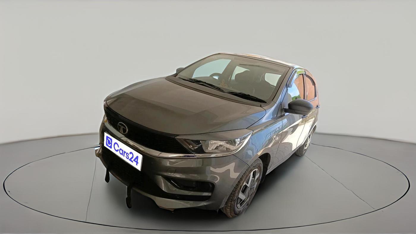 2025 Tata Tiago XM PETROL, Petrol, Manual, 5,592 km, exterior