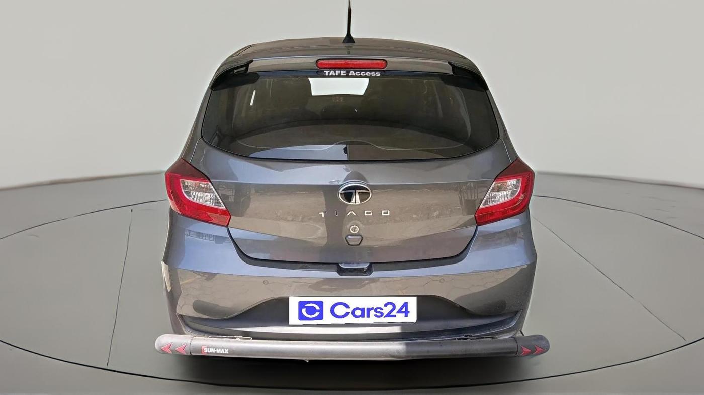 2025 Tata Tiago XM PETROL, Petrol, Manual, 5,592 km, exterior