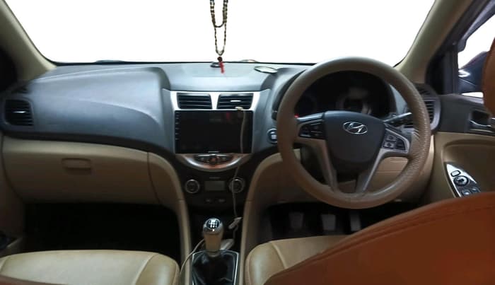 2011 Hyundai Verna FLUIDIC 1.6 CRDI SX, Diesel, Manual, 1,14,209 km, interior