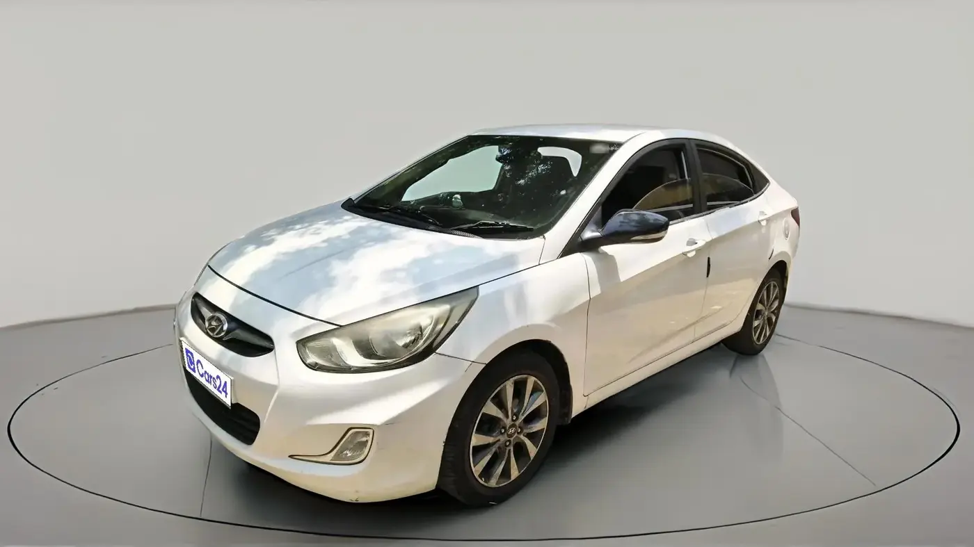 2014 Hyundai Verna FLUIDIC 1.4 VTVT CX, Petrol, Manual, 39,904 km, exterior