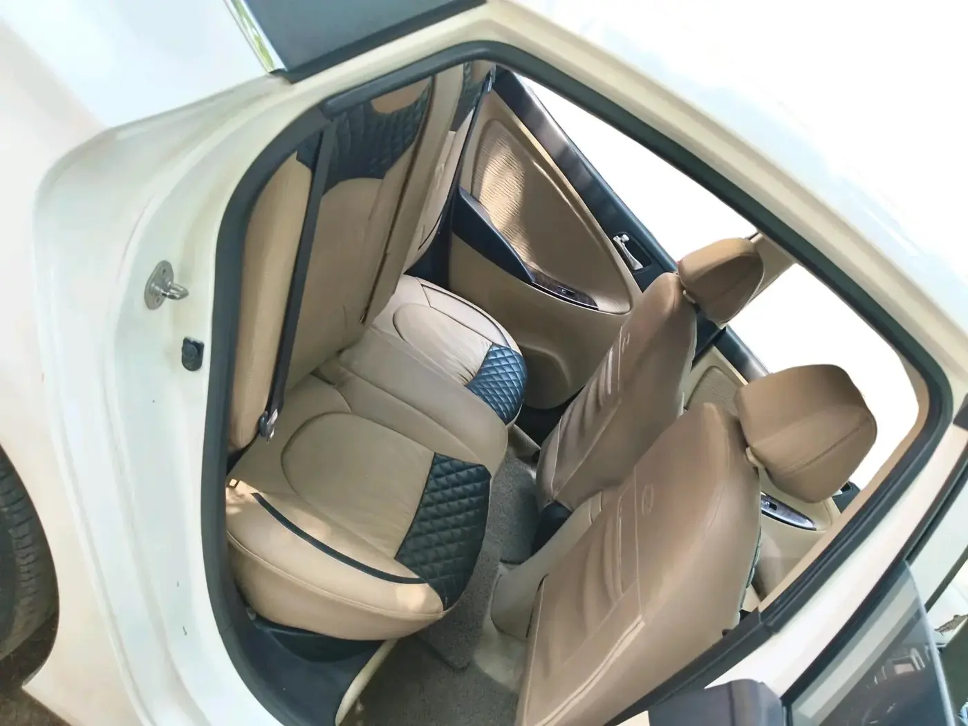 2014 Hyundai Verna FLUIDIC 1.4 VTVT CX, Petrol, Manual, 39,904 km, interior