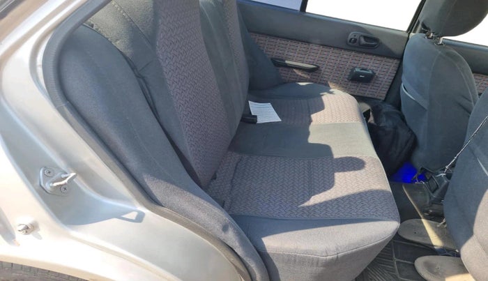 2004 Maruti Esteem LXI, Petrol, Manual, 36,701 km, interior