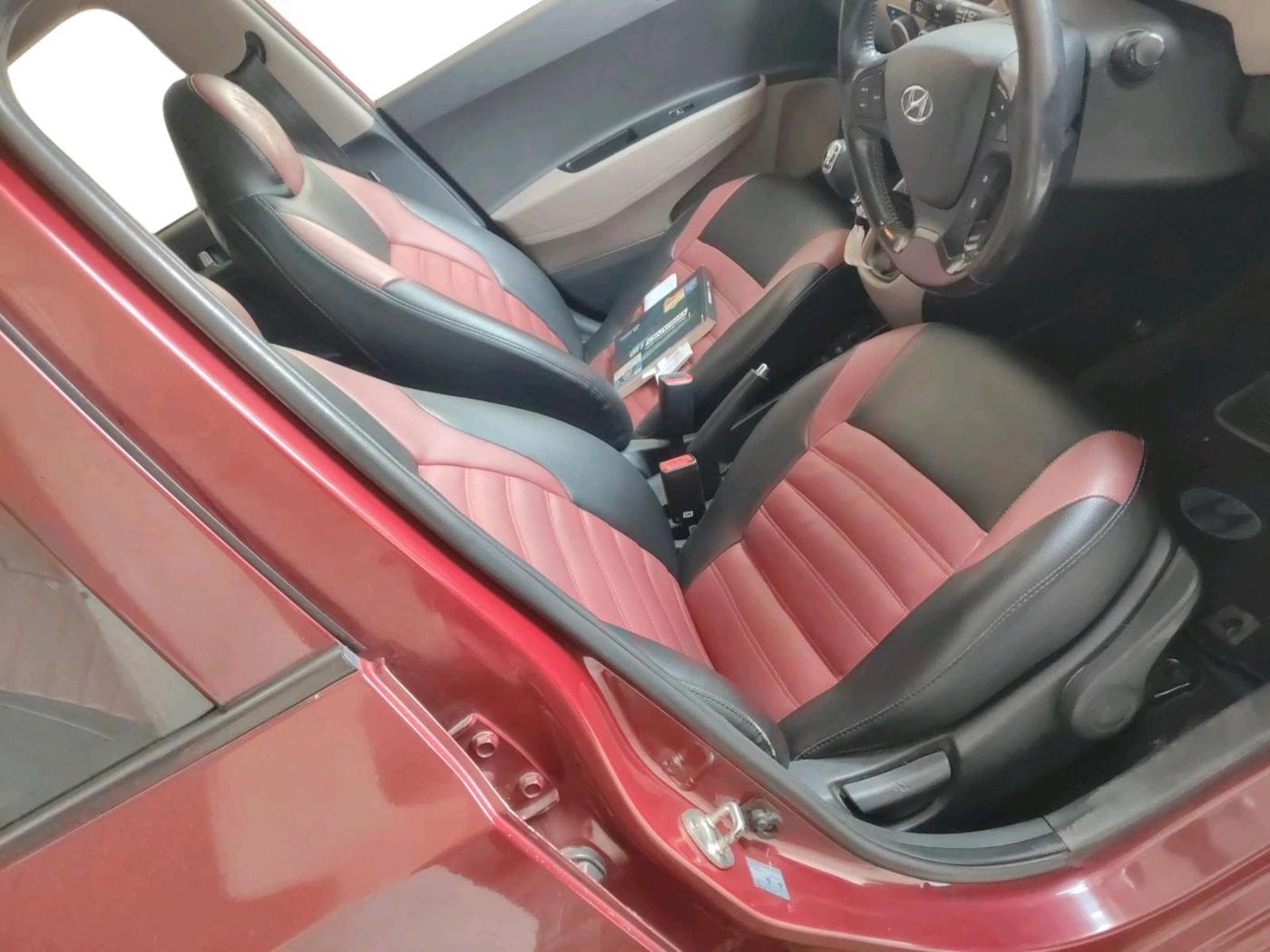 2014 Hyundai Grand i10 ASTA 1.2 KAPPA VTVT, Petrol, Manual, 1,15,147 km, interior