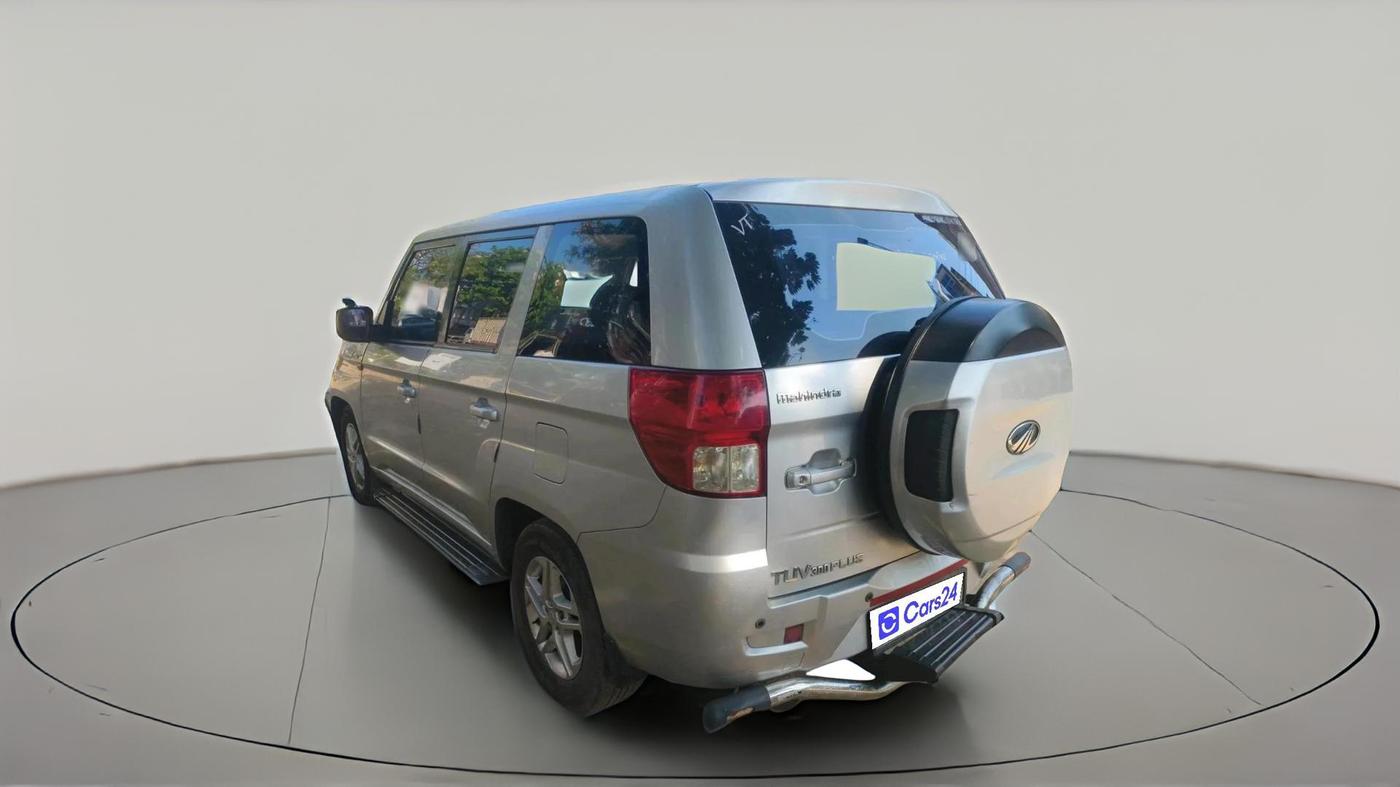 2018 Mahindra TUV 300 PLUS P8, Diesel, Manual, 10,01,020 km, exterior