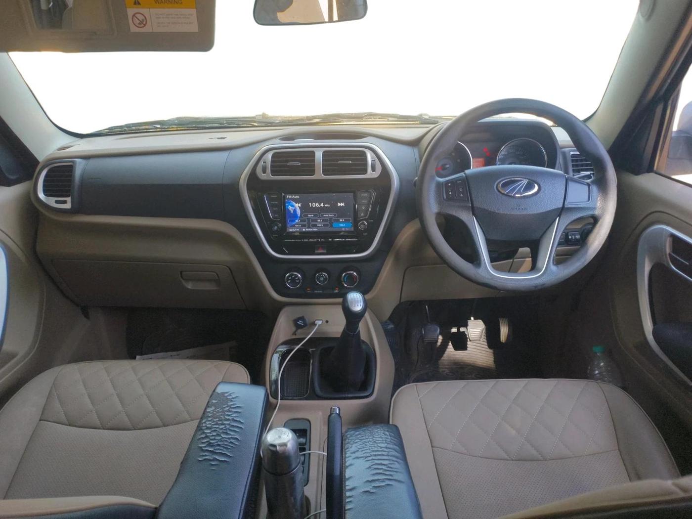 2018 Mahindra TUV 300 PLUS P8, Diesel, Manual, 10,01,020 km, interior