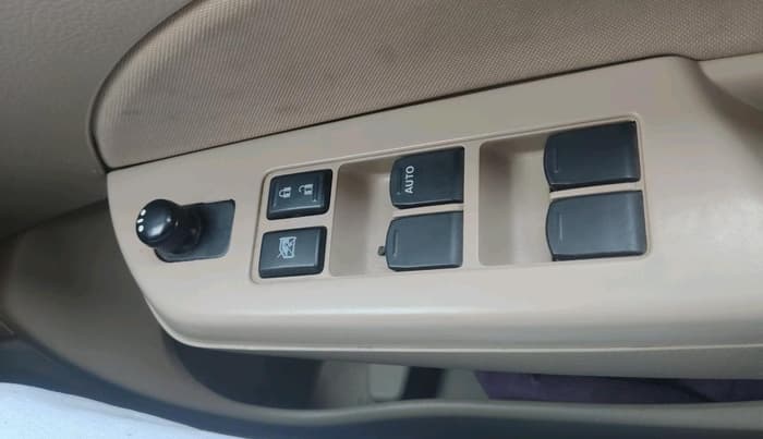 2012 Maruti Swift Dzire VDI, Diesel, Manual, 33,881 km, interior