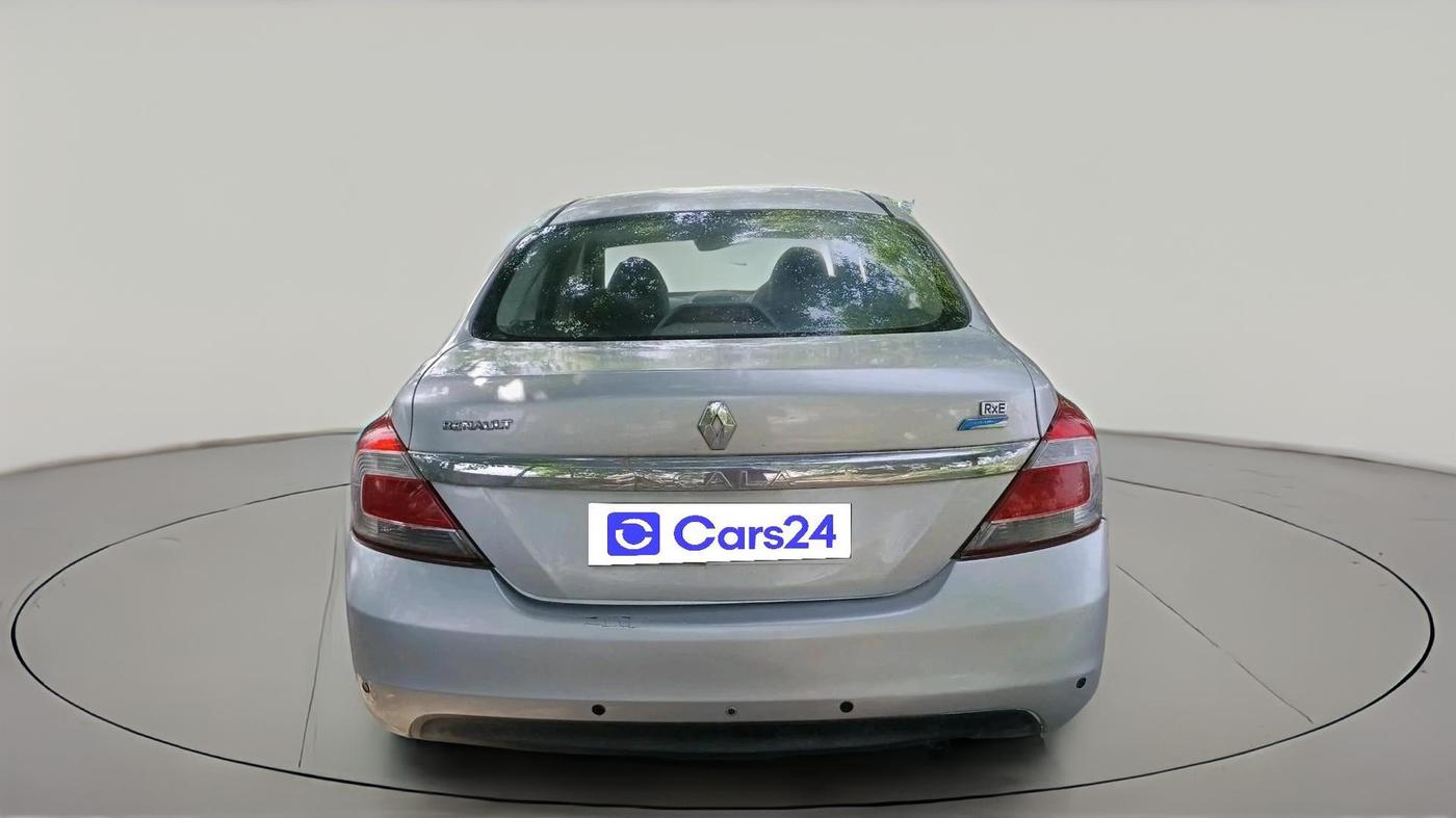 2014 Renault Scala RXE PETROL, Petrol, Manual, 1,27,681 km, exterior