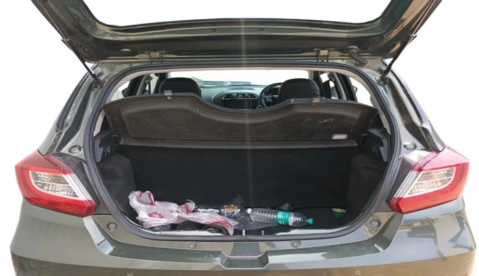 2022 Tata TIAGO NRG XZ AMT, Petrol, Automatic, 96,053 km, exterior