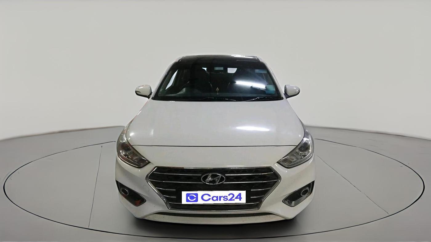 2017 Hyundai Verna 1.6 VTVT SX, Petrol, Manual, 94,434 km, exterior