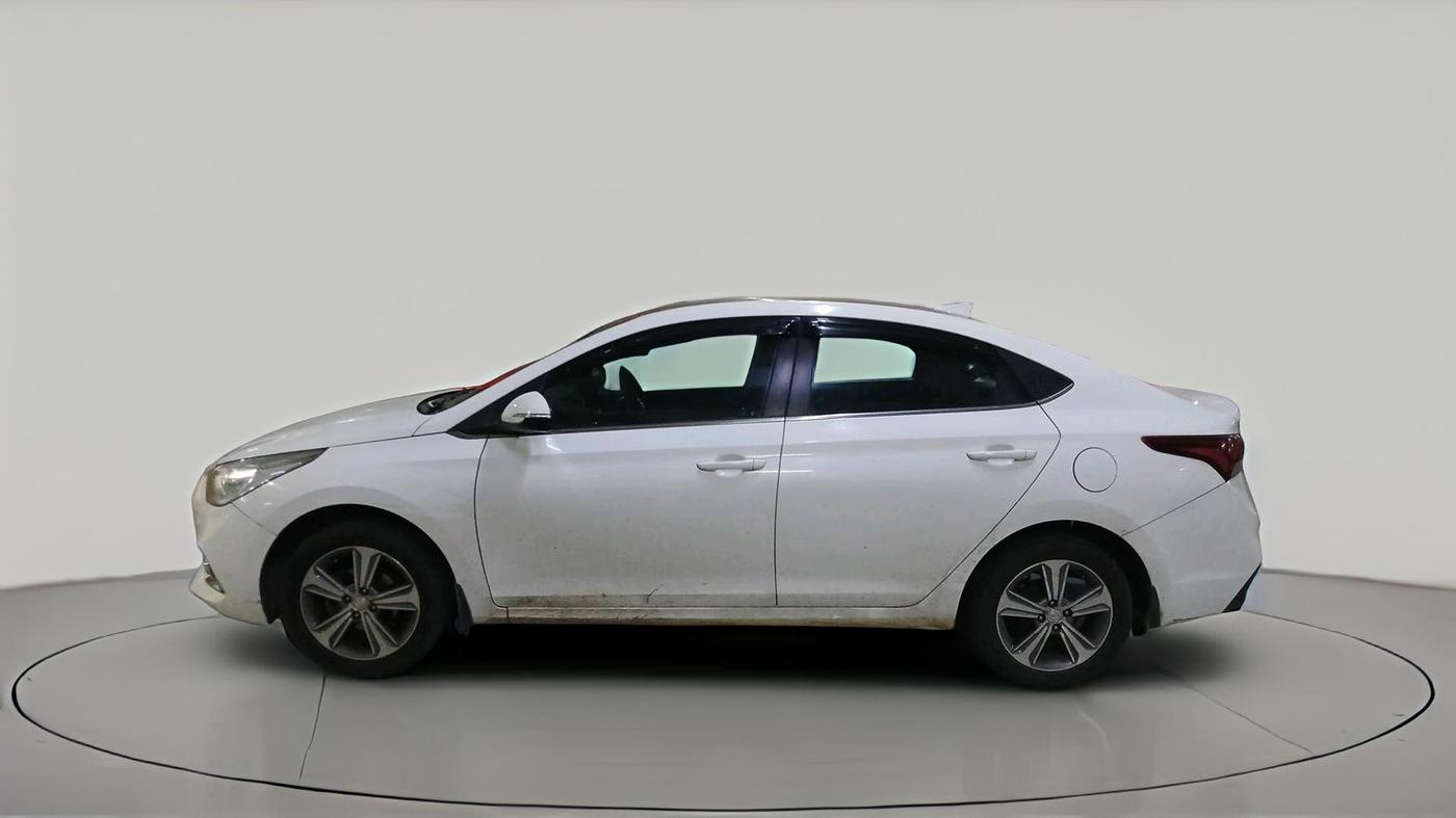 2017 Hyundai Verna 1.6 VTVT SX, Petrol, Manual, 94,434 km, exterior