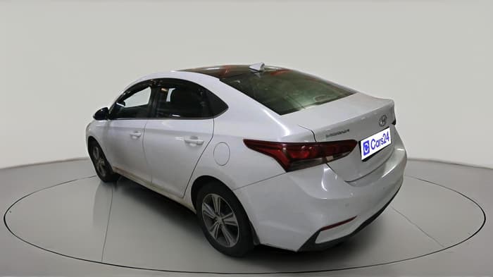 2017 Hyundai Verna 1.6 VTVT SX, Petrol, Manual, 94,434 km, exterior