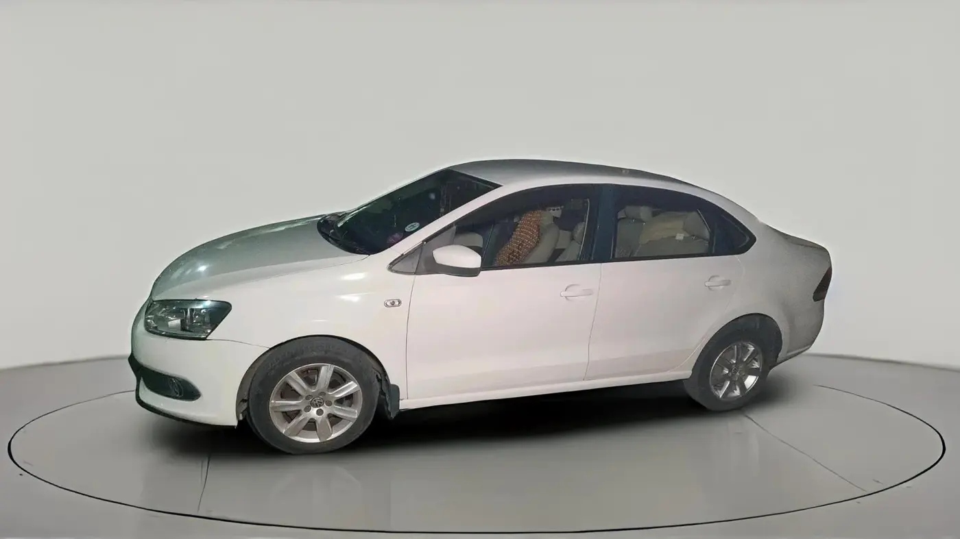 2011 Volkswagen Vento HIGHLINE 1.6 MPI, Petrol, Manual, 87,381 km, exterior