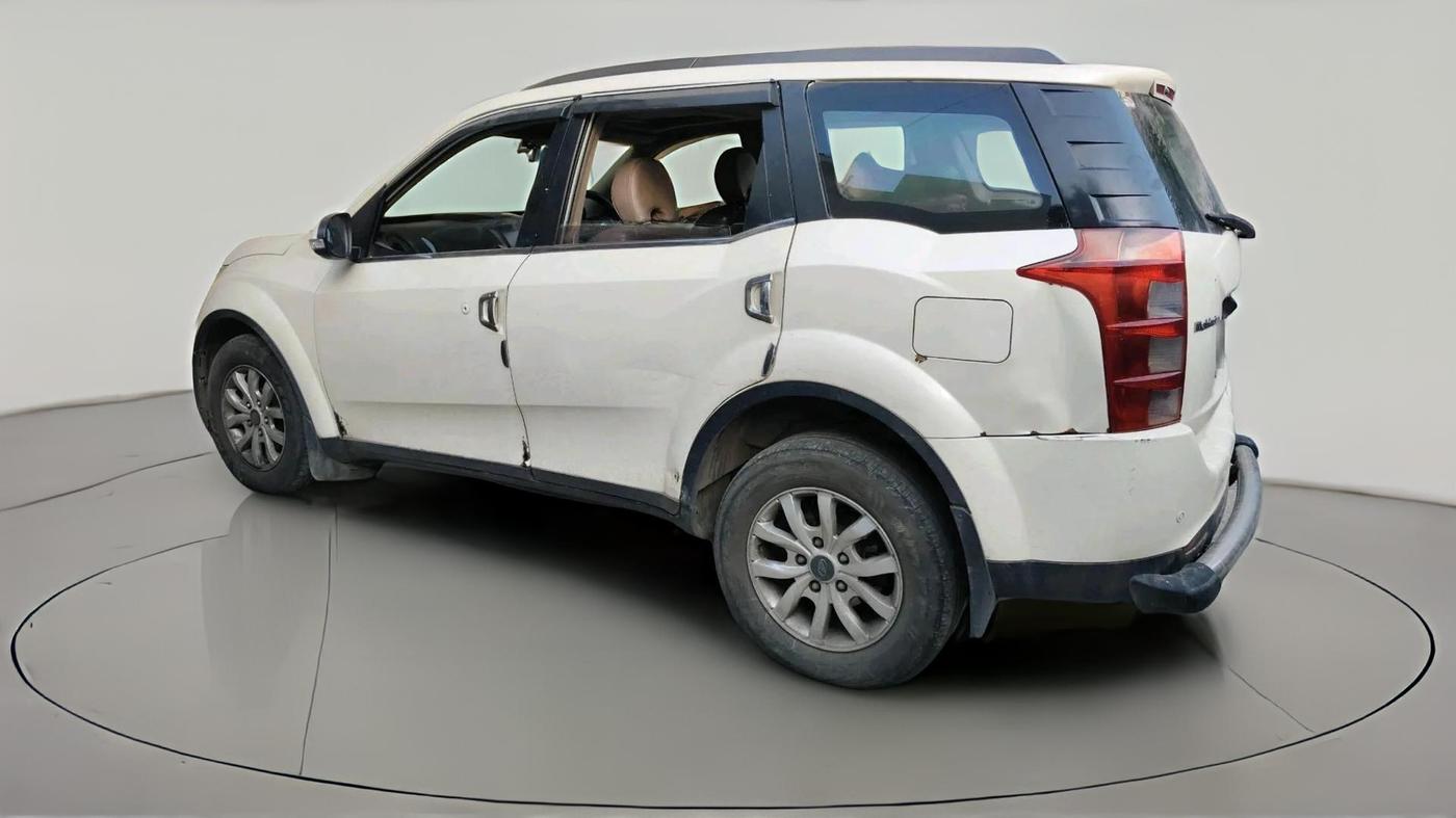 2015 Mahindra XUV500 W10, Diesel, Manual, 1,29,720 km, exterior