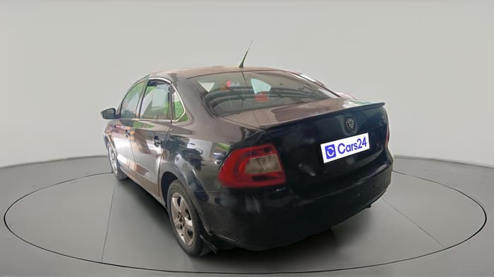 2012 Skoda Rapid ELEGANCE 1.6 MPI AT, Petrol, Automatic, 94,910 km, exterior