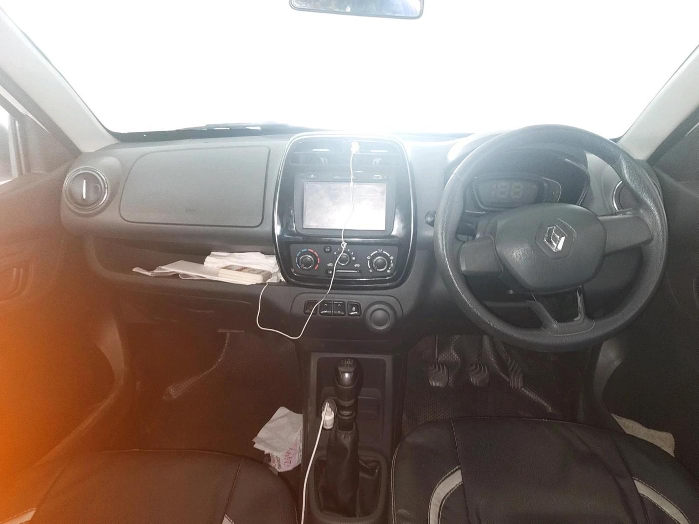 2016 Renault Kwid RXT 0.8, Petrol, Manual, 69,598 km, interior