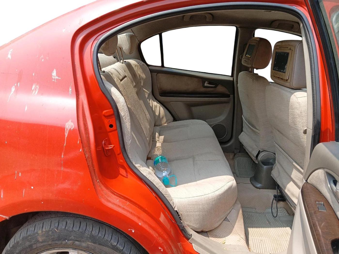 2011 Maruti SX4 ZDI, Diesel, Manual, 1,30,632 km, interior