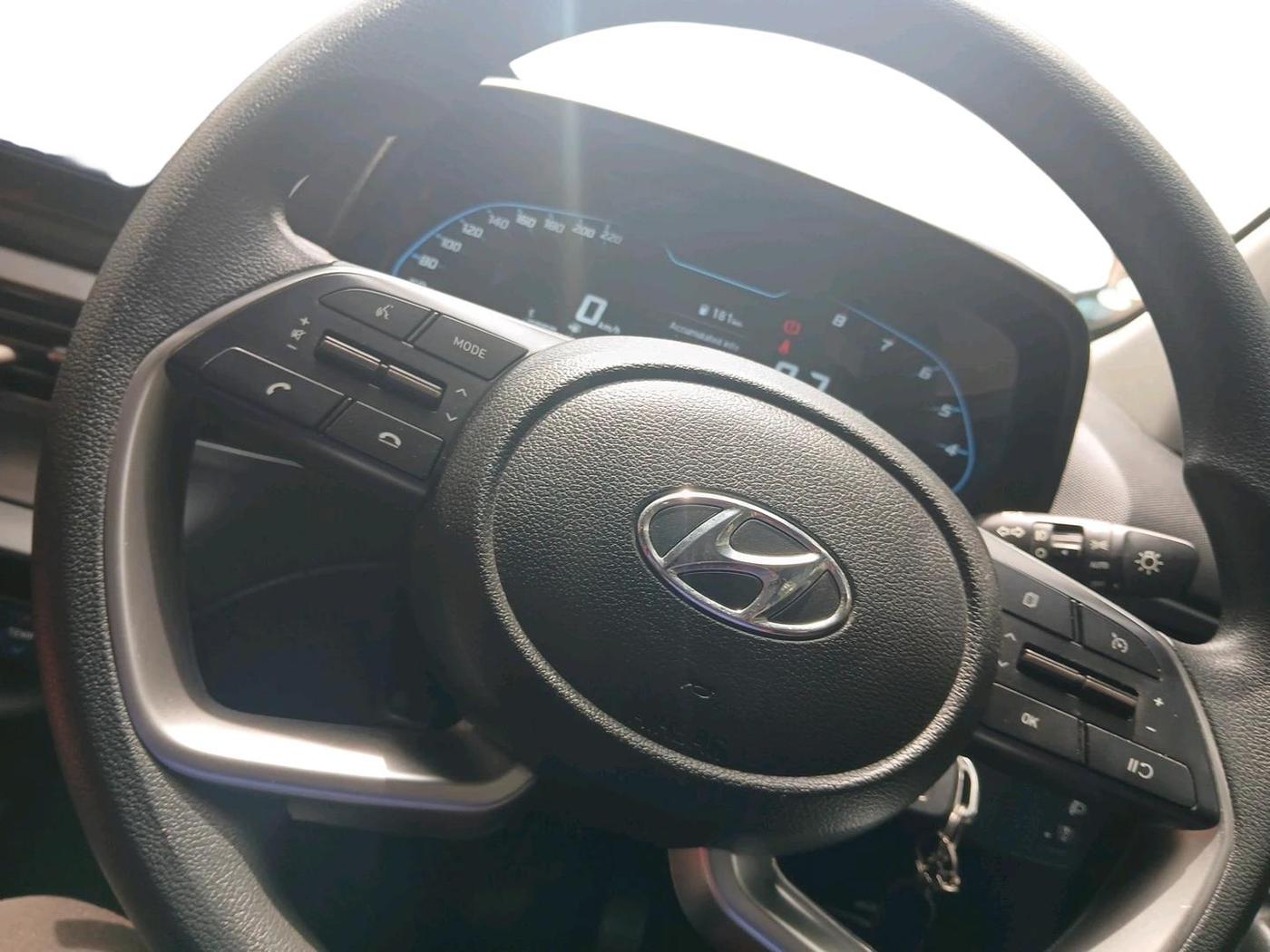 2022 Hyundai NEW I20 SPORTZ 1.2 MT, Petrol, Manual, 8,009 km, interior