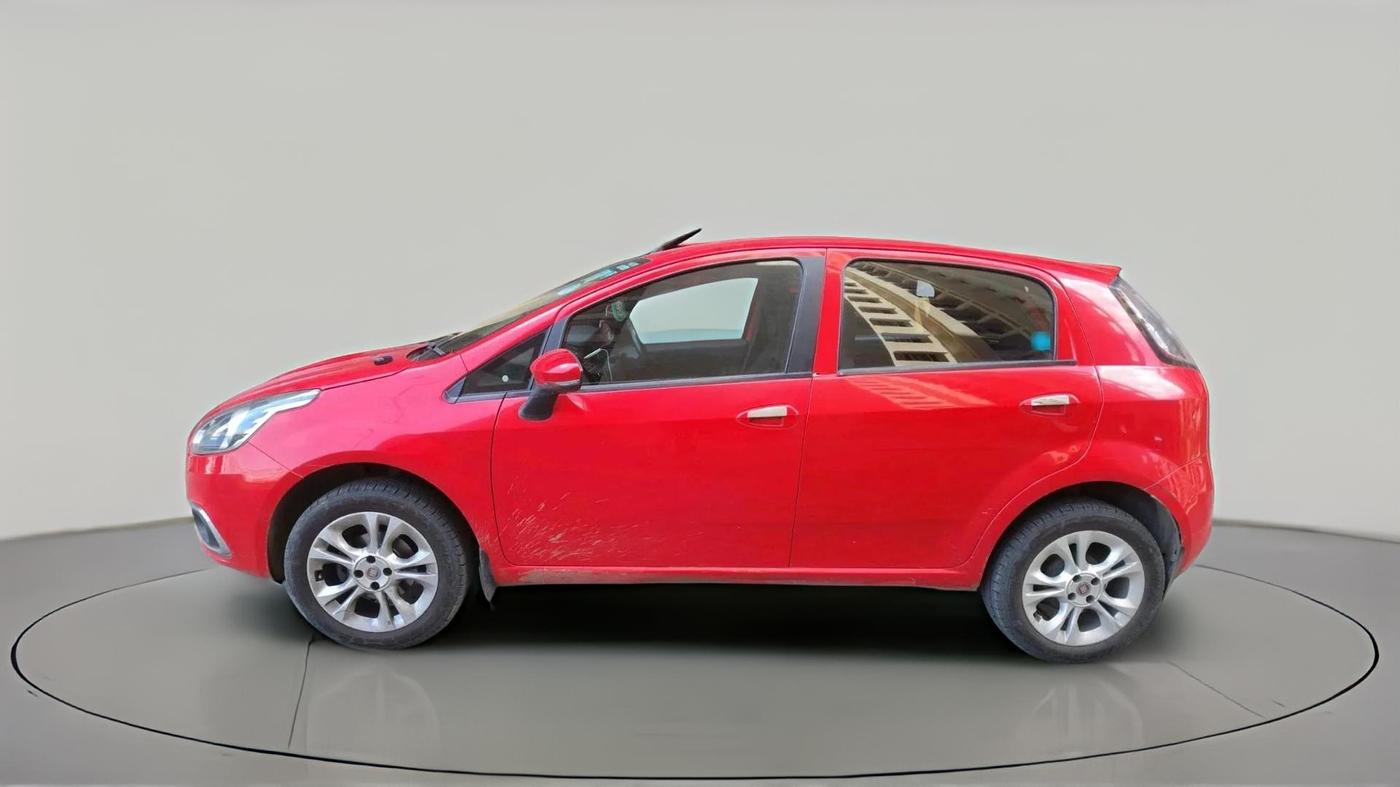 2016 Fiat Punto EVO EMOTION 1.3 MULTIJET, Diesel, Manual, 1,10,752 km, exterior
