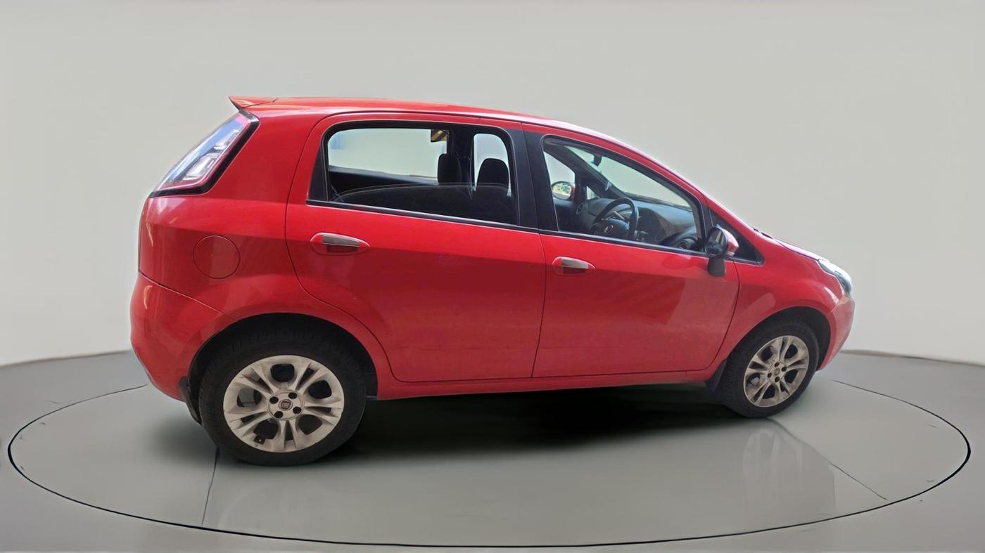 2016 Fiat Punto EVO EMOTION 1.3 MULTIJET, Diesel, Manual, 1,10,752 km, exterior