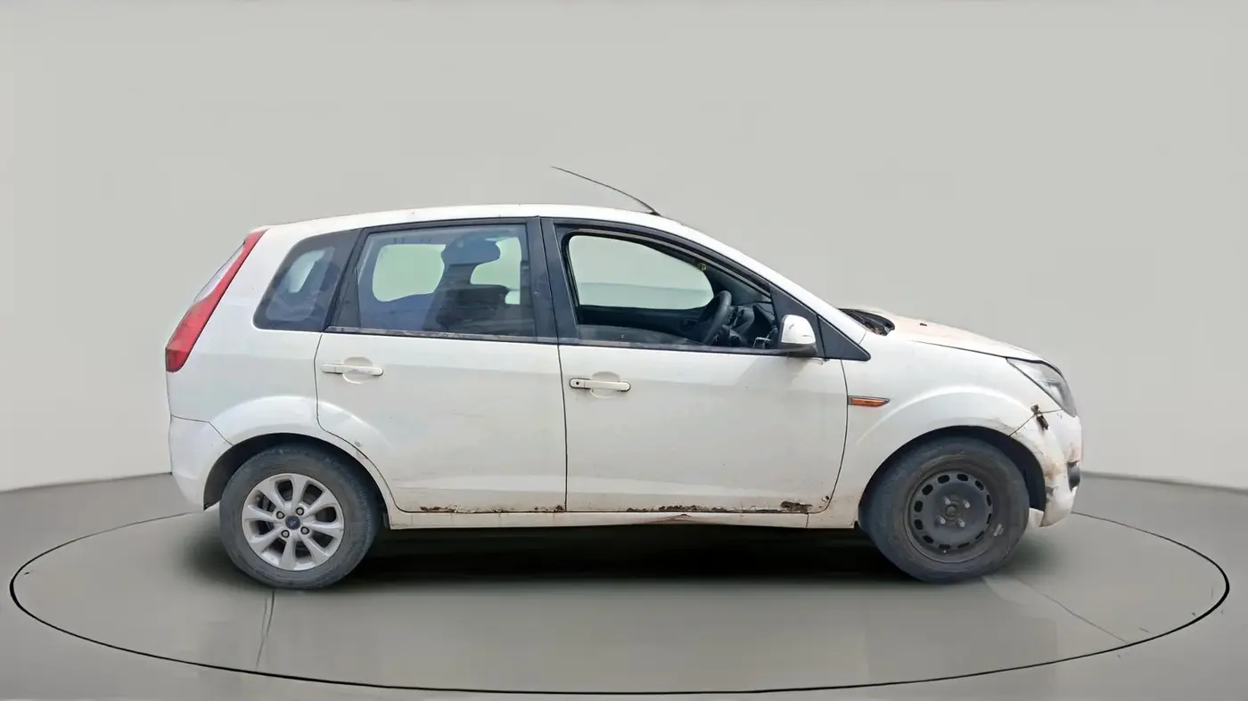 2011 Ford Figo TITANIUM 1.4 DIESEL, Diesel, Manual, 1,67,764 km, exterior
