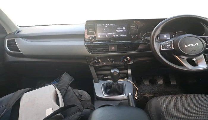 2022 KIA SELTOS HTK 1.5 PETROL, Petrol, Manual, 26,275 km, interior