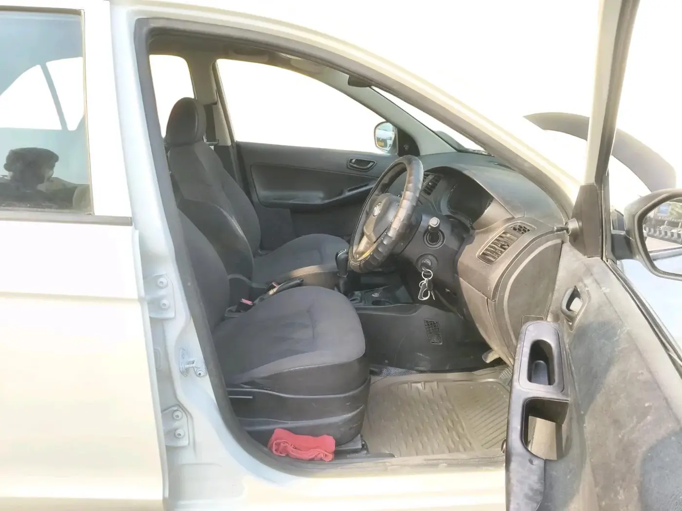 2018 Tata Bolt XE QUADRAJET, Diesel, Manual, 2,18,089 km, interior